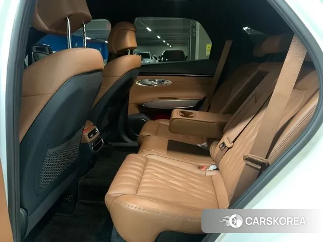 Genesis GV70 id 2915903 из Кореи 7