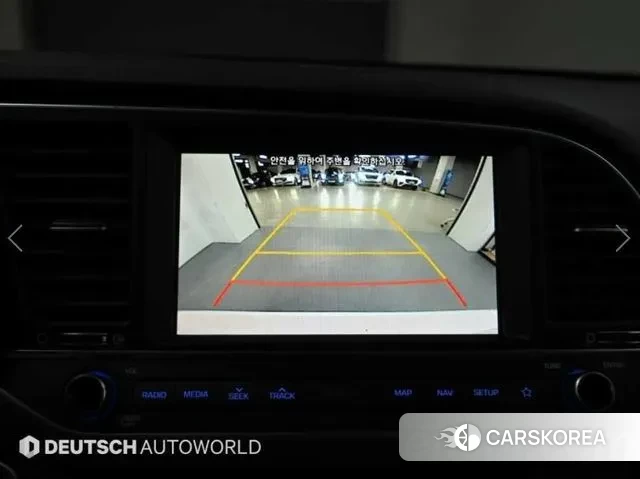 Hyundai Avante AD id 3647306 из Кореи 7