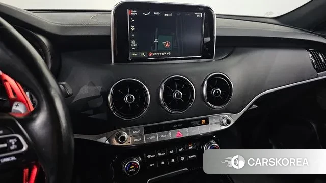 Kia Stinger id 3748582 из Кореи 7