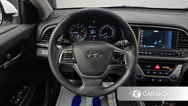 Hyundai Avante AD id 2971588 из Кореи 7