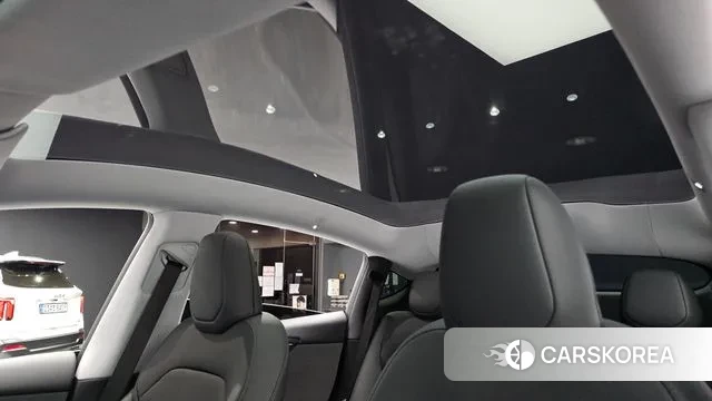 Tesla Model Y id 3614362 из Кореи 7