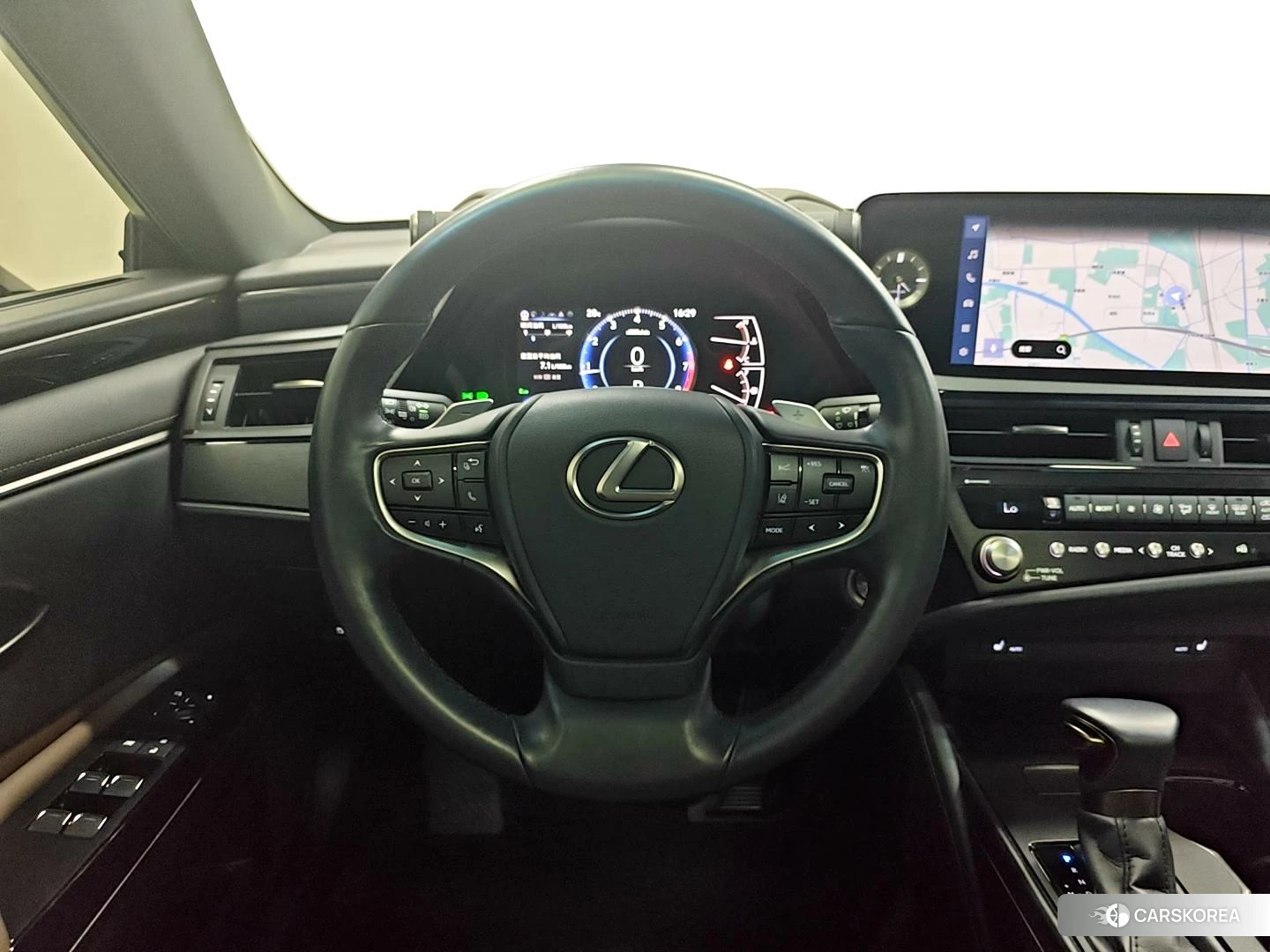 Lexus ES id 4454347 из Китая 7