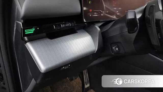 BMW 5 Series (G60) id 3447086 из Кореи 7