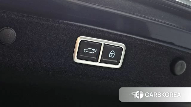 Hyundai Grandeur (GN7) id 4468803 из Кореи 7