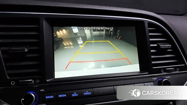 Hyundai Avante AD id 3434555 из Кореи 7