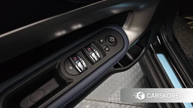 Mini Cooper S Countryman id 3354172 из Кореи 7