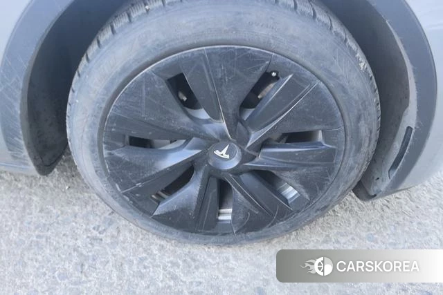 Tesla Model Y id 4207897 из Китая 7