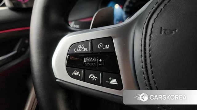 BMW 5 Series (G30) id 4269119 из Кореи 7