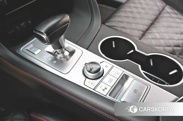 Genesis G70 id 3856563 из Кореи 7