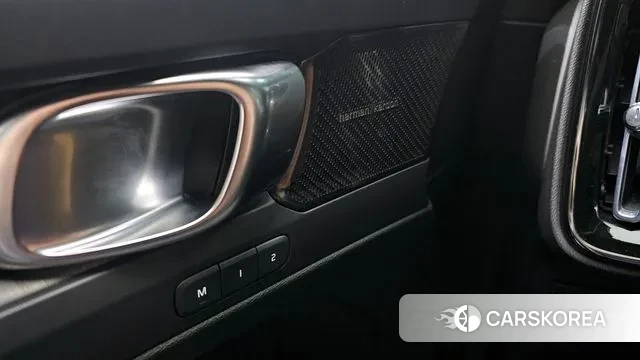 Volvo XC40 id 3469037 из Кореи 7