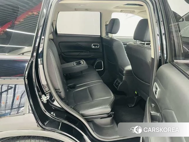Mitsubishi  Outlander id 4242424 из Китая 7
