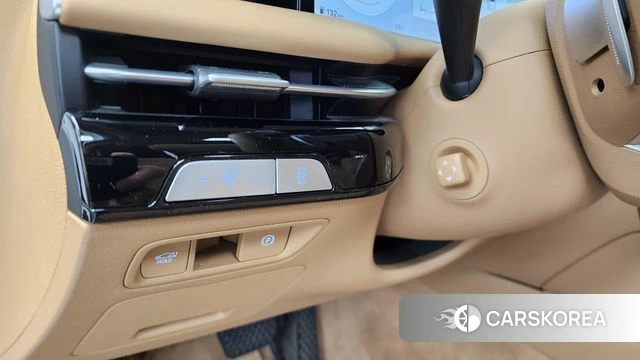 Genesis G80 (RG3) id 4591002 из Кореи 7