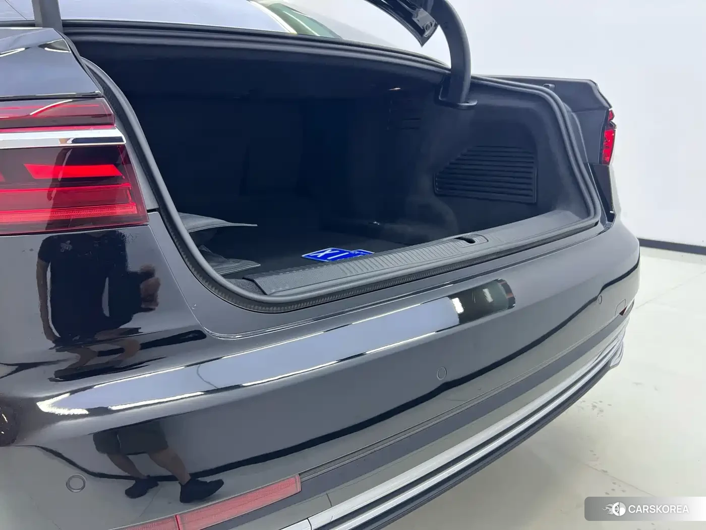Audi A8 id 4559604 из Китая 7
