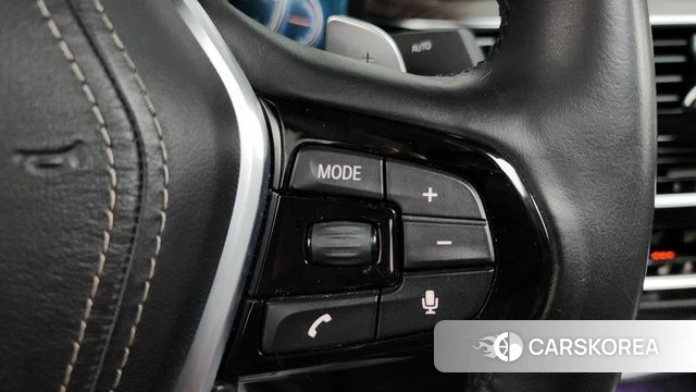 BMW 5 Series (G30) id 4417278 из Кореи 7