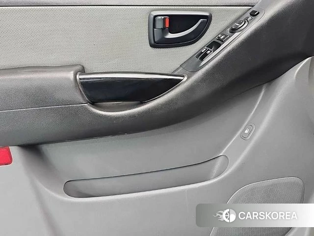Hyundai The New Grand Starex id 4285838 из Кореи 7