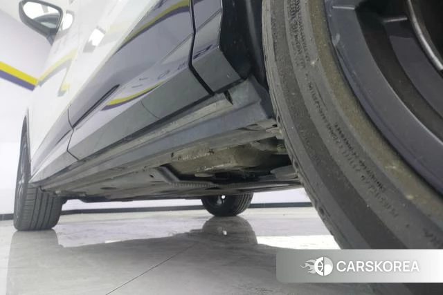 Audi Q2L id 3768946 из Китая 7