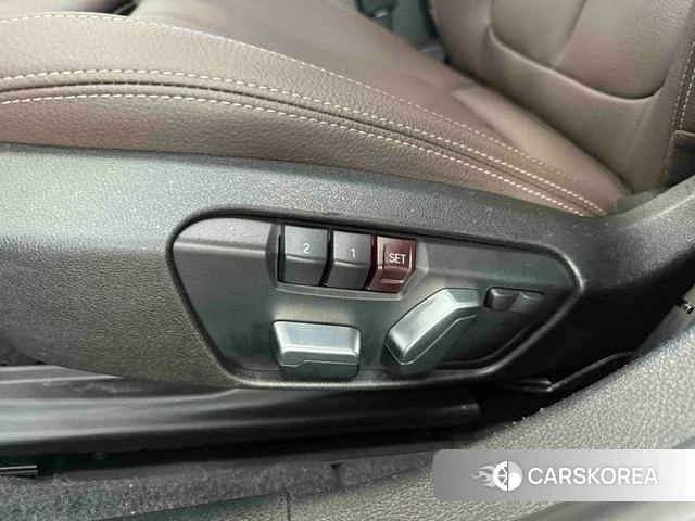 BMW 1 series id 4279259 из Китая 7