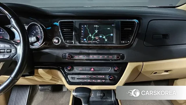 Kia The New Carnival id 3375262 из Кореи 7