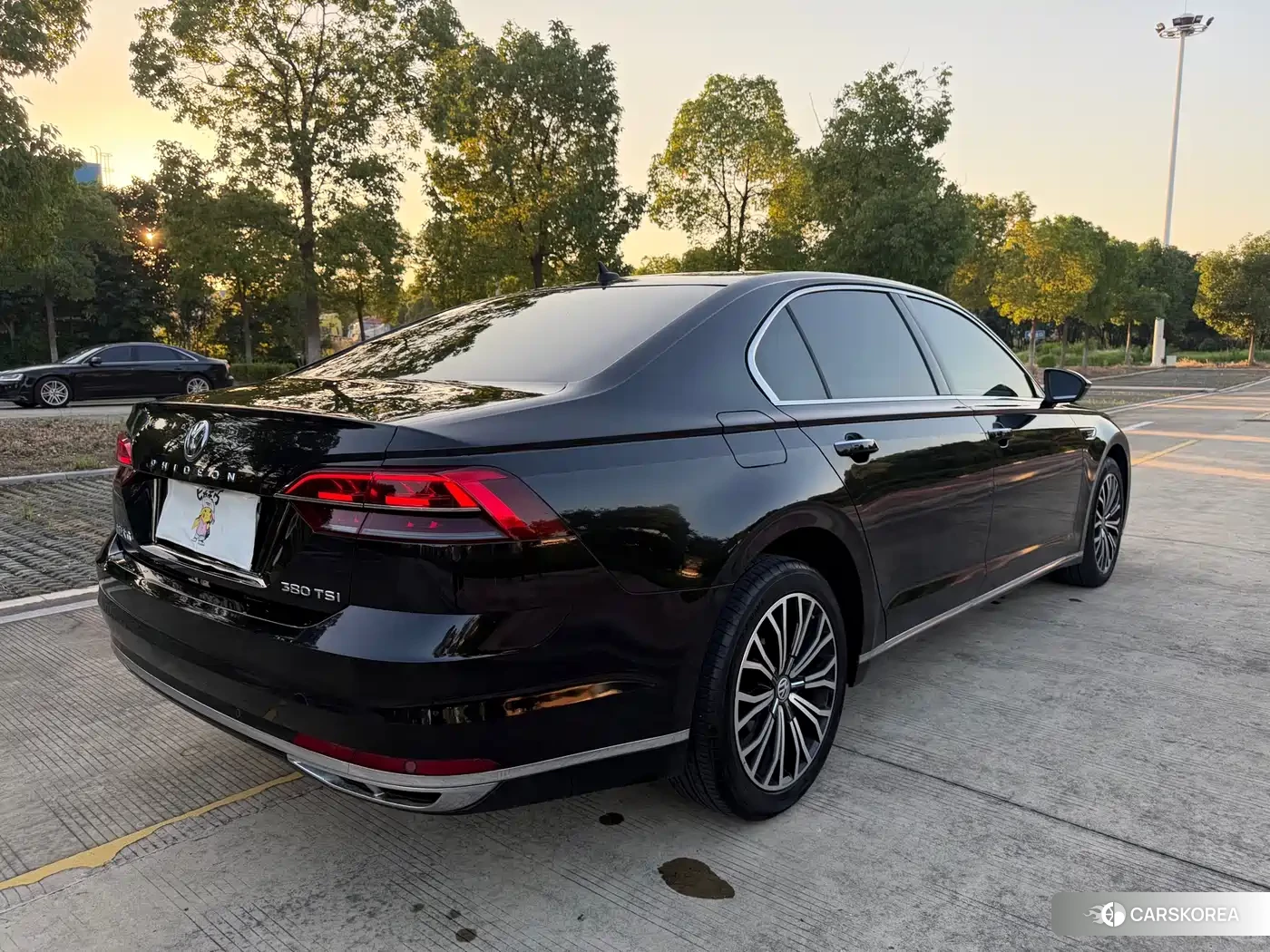 Volkswagen Huiang id 4576743 из Китая 7