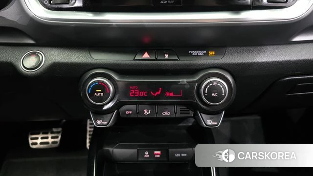 Kia Stonic id 4188680 из Кореи 7