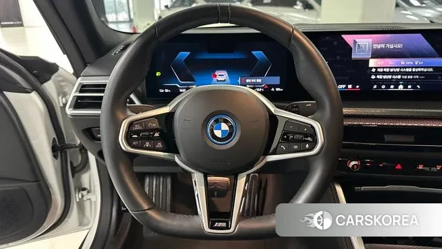 BMW i4 id 3750929 из Кореи 7