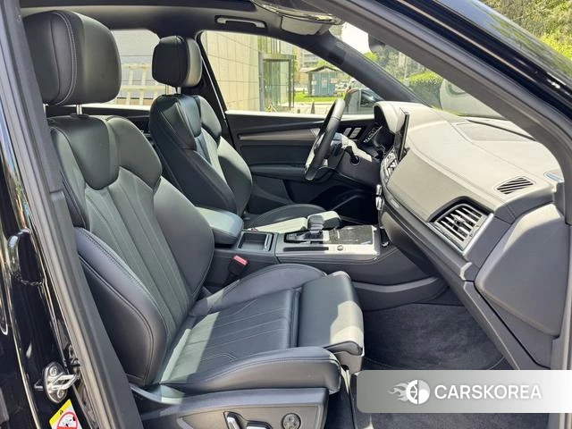 Audi Q5L id 4300458 из Китая 7