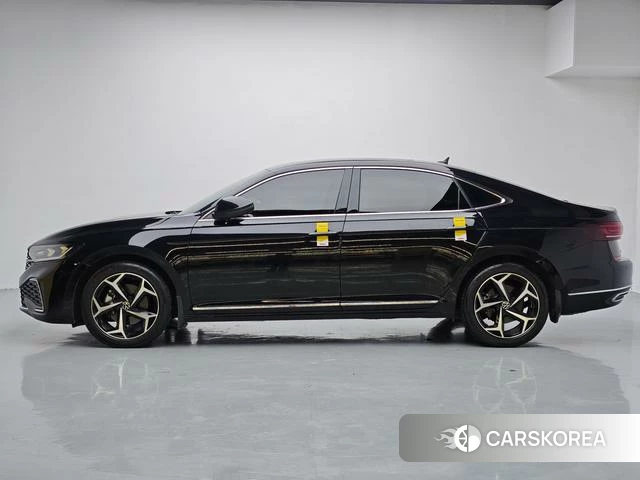 Volkswagen Passat id 4274762 из Китая 7