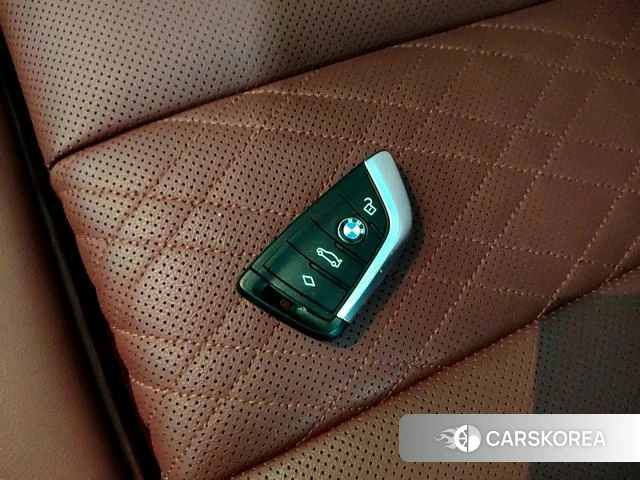 BMW X3 id 4263024 из Китая 7