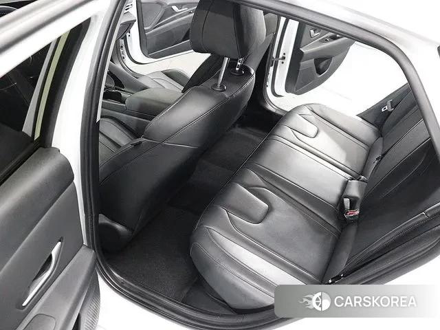 Hyundai Avante Hybrid (CN7) id 3690468 из Кореи 7