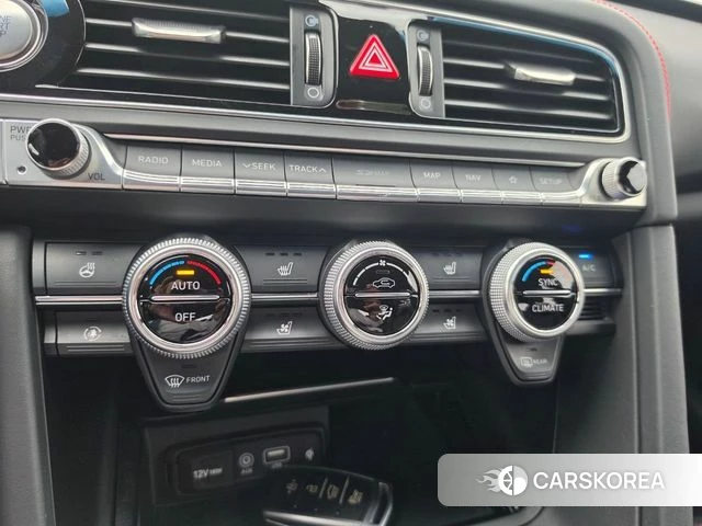 Genesis G70 id 4759840 из Кореи 7