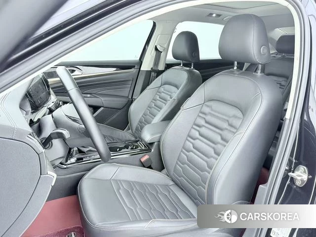 Volkswagen Passat id 4259067 из Китая 7