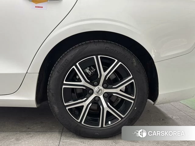 Volvo S60 id 4227928 из Китая 7