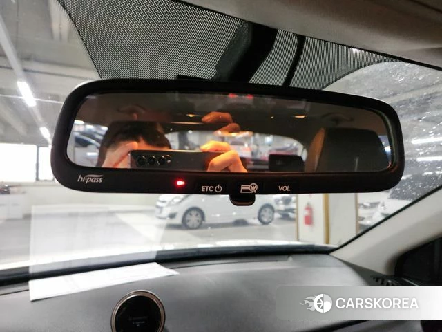 Kia Stonic id 4311135 из Кореи 7