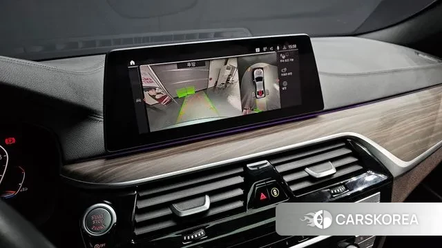 BMW 5 Series (G30) id 3641102 из Кореи 7