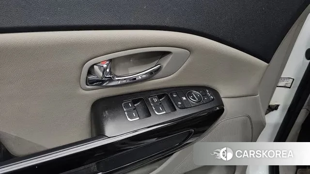 Kia The New Carnival id 3789331 из Кореи 7