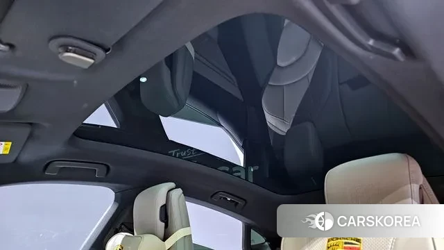 Porsche Taycan id 3462684 из Кореи 7