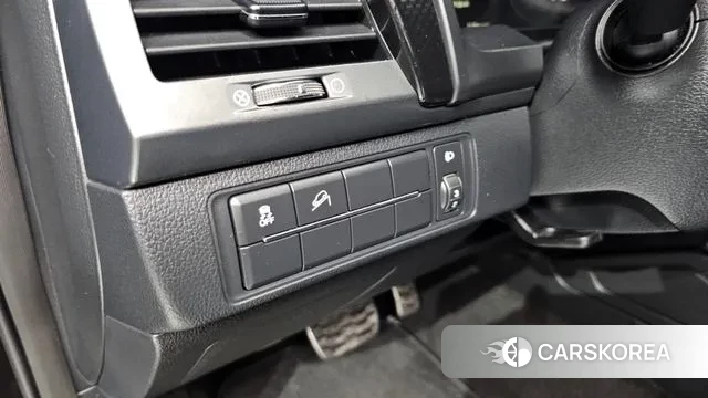 Ssangyong The New Rexton Sports Cannes id 3406837 из Кореи 7