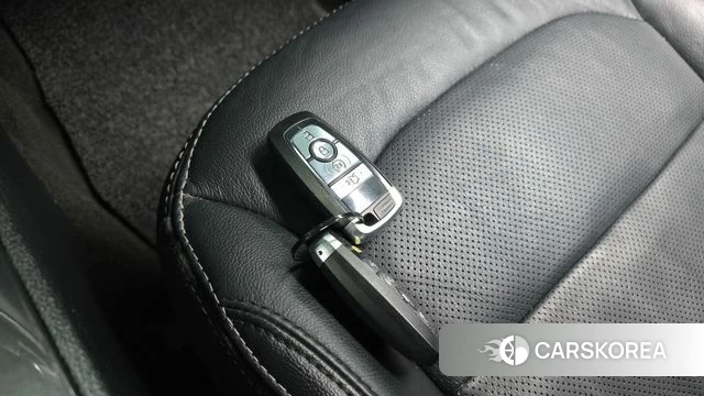 Ford Explorer id 4536709 из Кореи 7