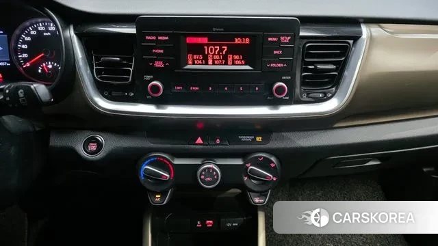 Kia Stonic id 3588216 из Кореи 7