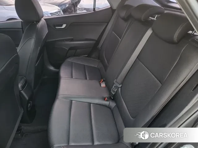 Kia Stonic id 2912735 из Кореи 7