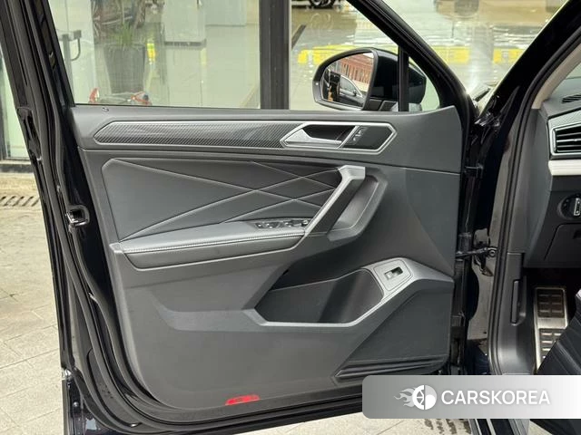 Volkswagen Tiguan L id 4297225 из Китая 7