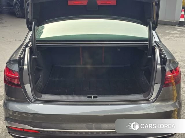 Audi A4L id 4365676 из Китая 7