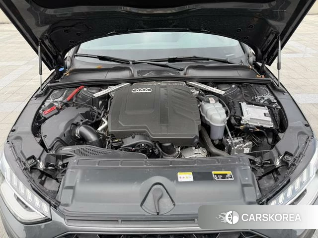 Audi A4L id 4299589 из Китая 7