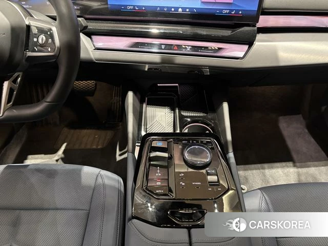 BMW i5 id 4265494 из Китая 7