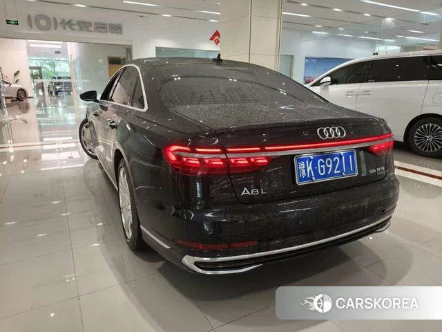 Audi A8 id 4278458 из Китая 7