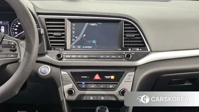 Hyundai Avante AD id 3737174 из Кореи 7