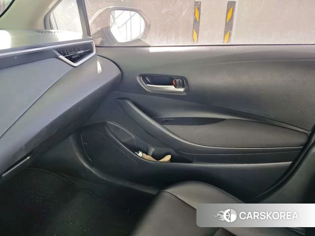 Toyota Corolla id 4298289 из Китая 7