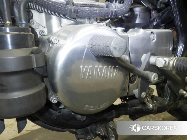 Yamaha SR400 id 3945425 из Японии 7
