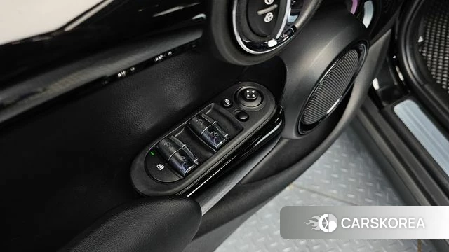 Mini Cooper id 4681895 из Кореи 7