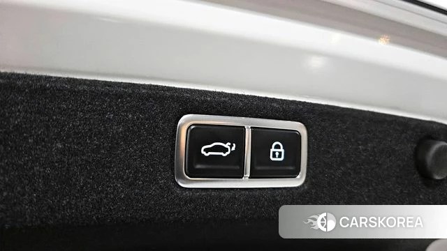 Hyundai Grandeur (GN7) id 3914170 из Кореи 7